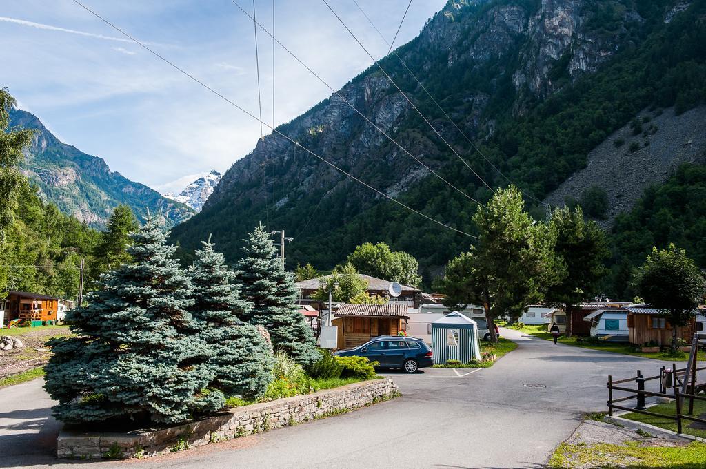 Villaggio Turistico Camping Cervino Antey-Saint-André 외부 사진